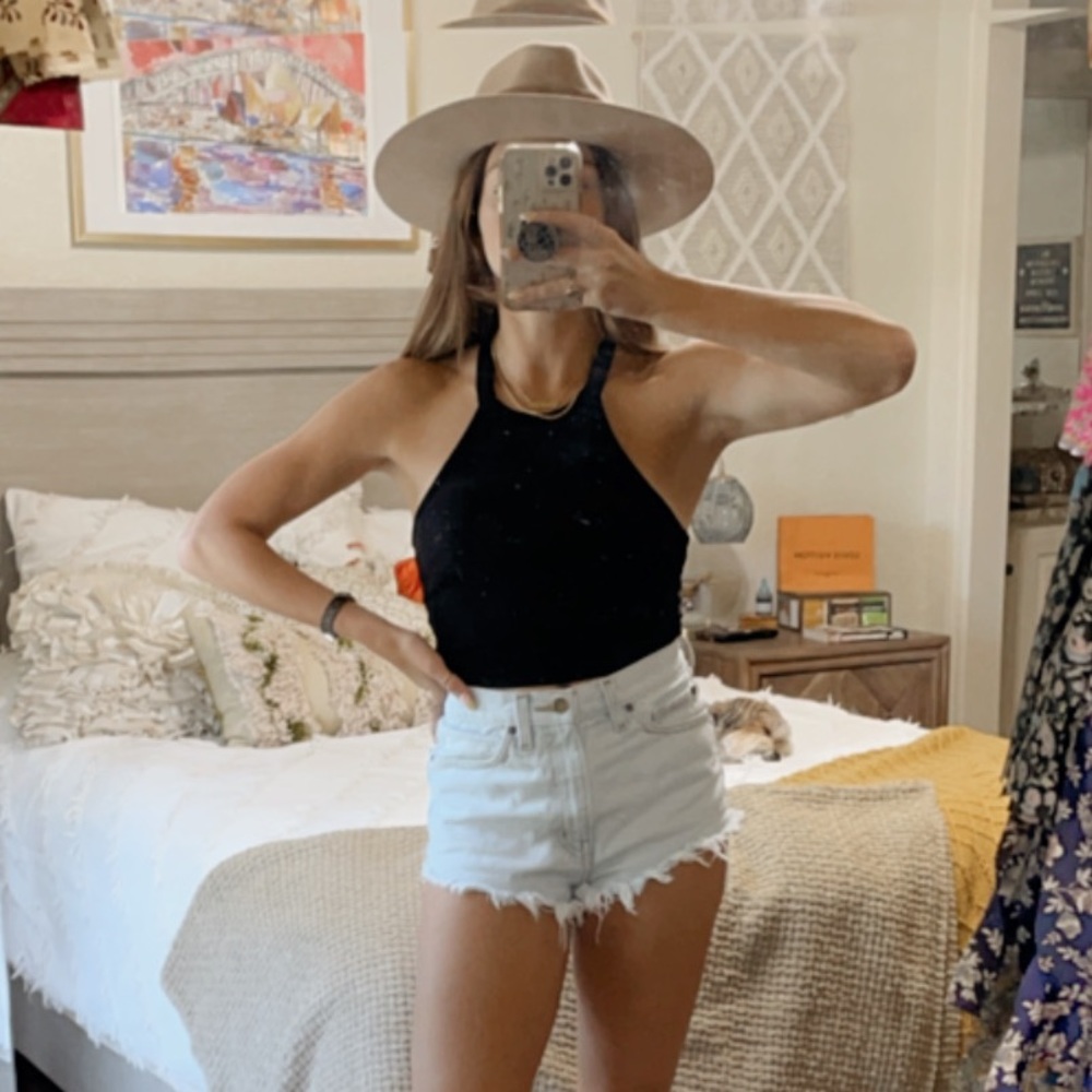 Black crop top